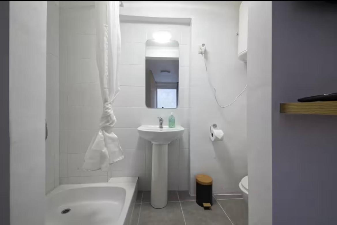 Bruxelles Nid Douillet Et Chaleureux Appartement Buitenkant foto