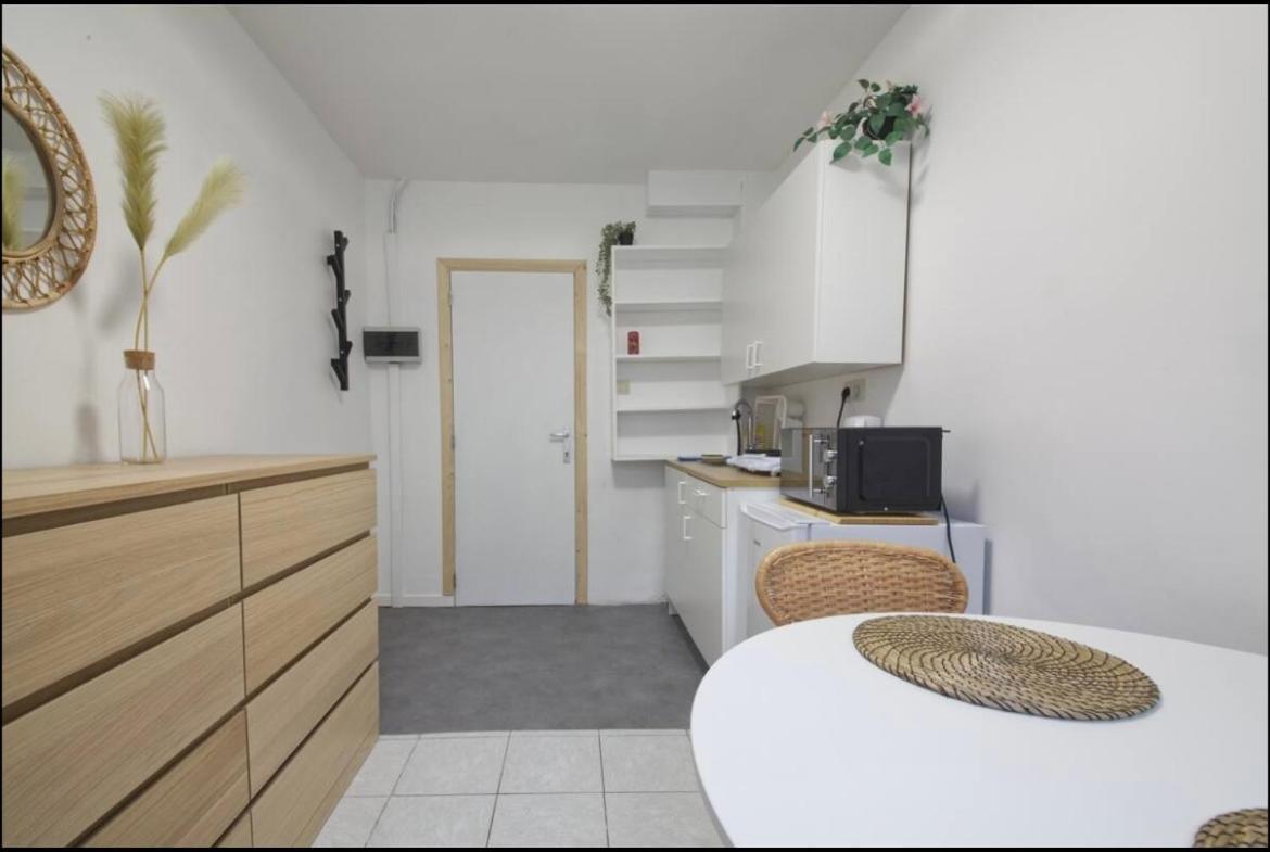 Bruxelles Nid Douillet Et Chaleureux Appartement Buitenkant foto